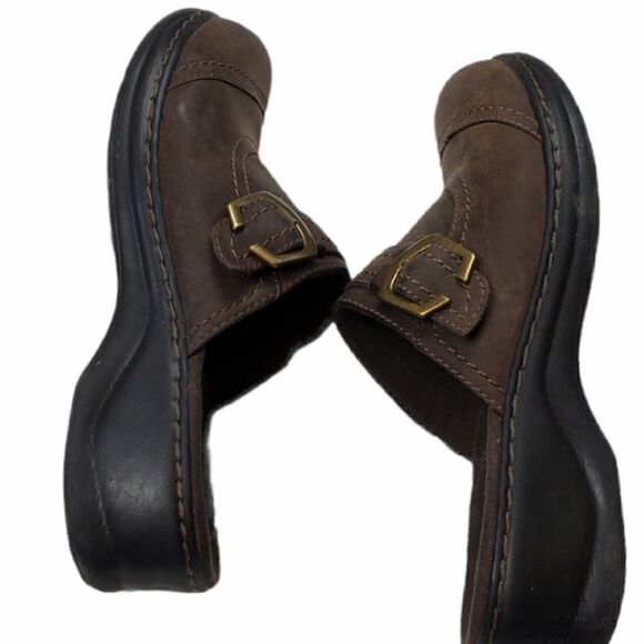 Clarks Brown Leather Bendable Clogs - Picture 3 of 5